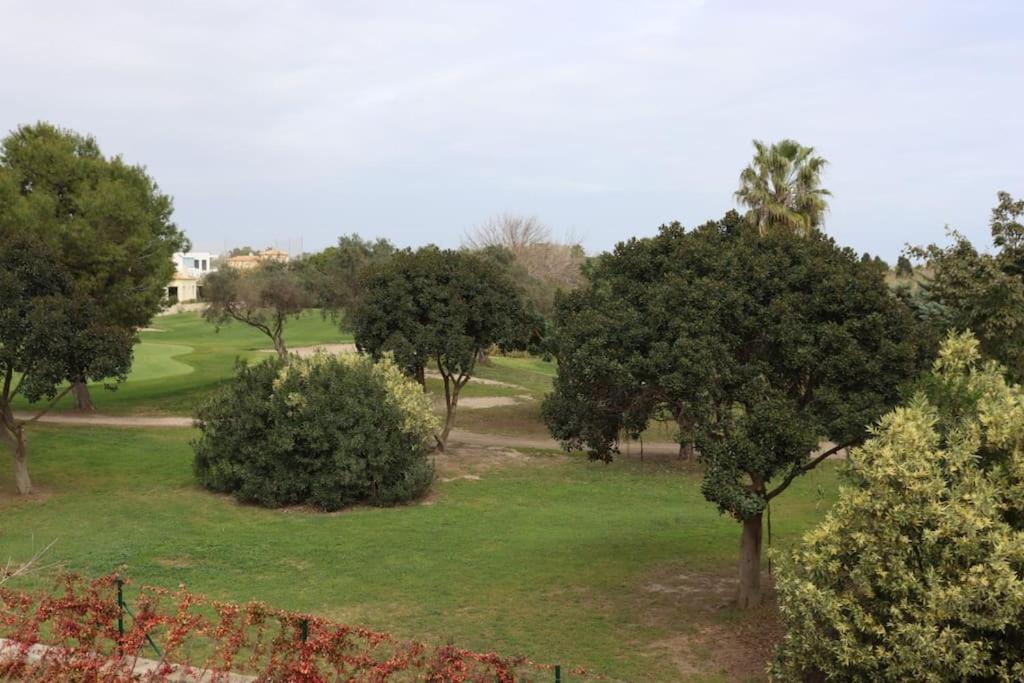 Apartmán Blue Oliva Nova Met & Golf Exteriér fotografie